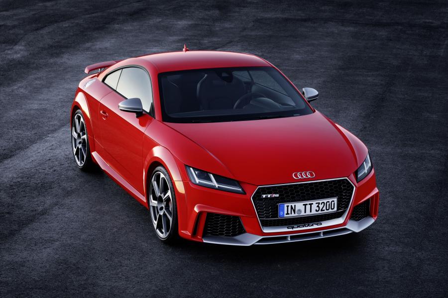  Audi TT RS Coupe (8S) 2016 года  (WW) (фото 24 из 57)